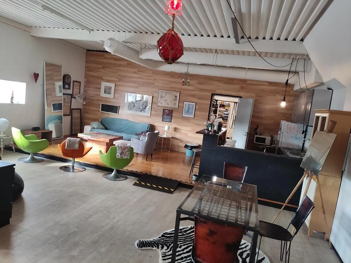 Juhlatila / Saunatila 230 M2, Malmi, Tattarisuo location